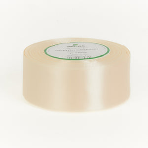 Vaniljanvärinen satiininauha 38 mm × 32,92 m