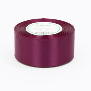 Luumunvärinen satiininauha 50 mm × 32,92 m