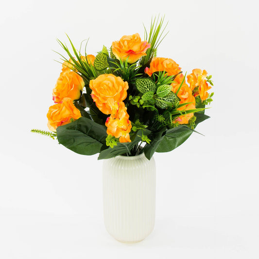 Oranssi tekoruusun kimppu